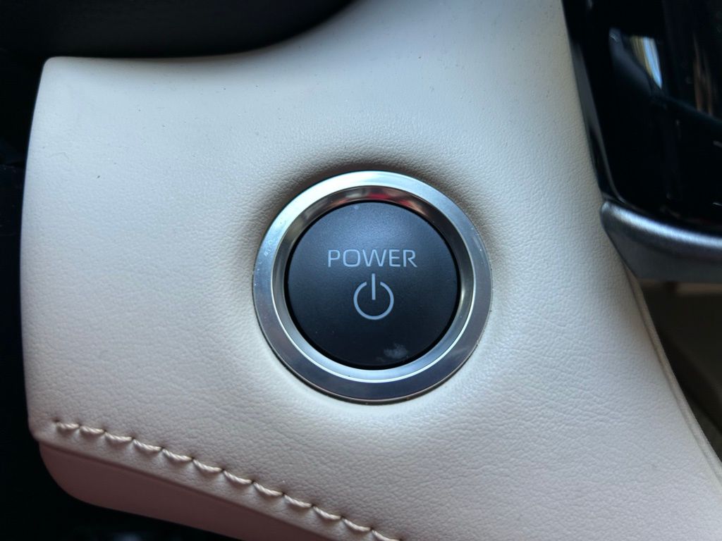 Thumbnail: 2024 Toyota Highlander - 27