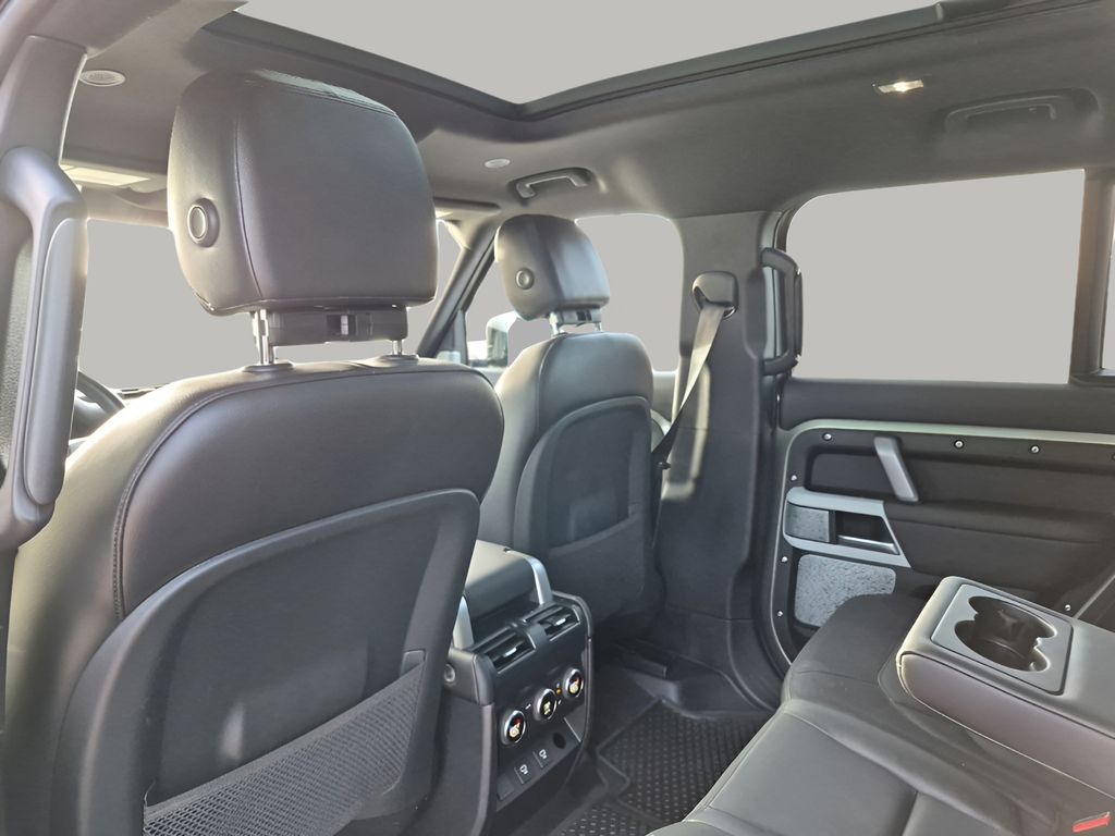 Used Car 2024 Land Rover Defender 130  X-dynamic Se For Sale Under $60,000 In Austin, Texas