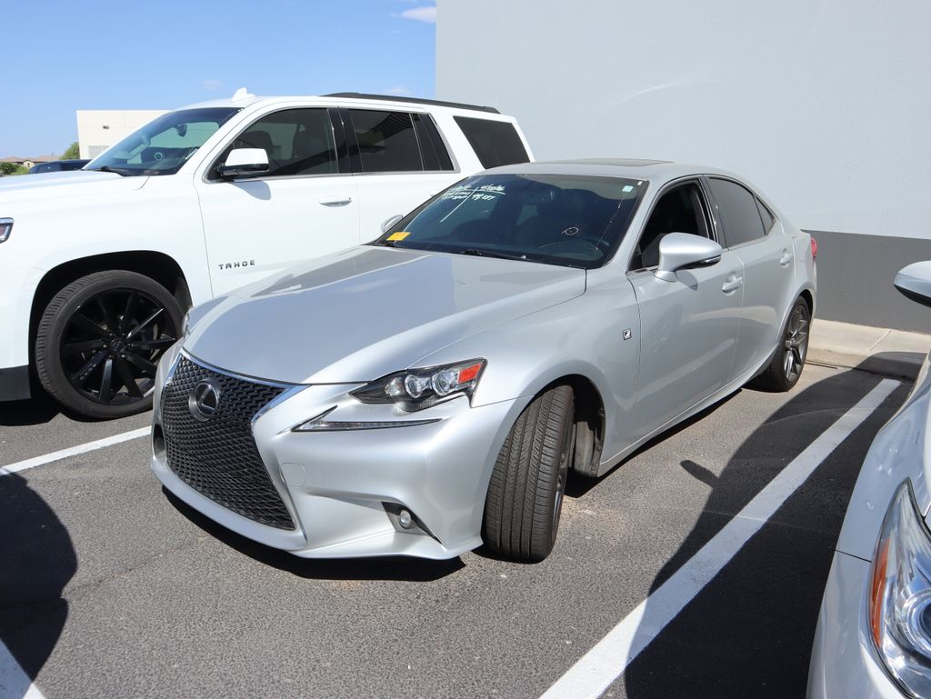 Thumbnail: 2016 Lexus IS - 3