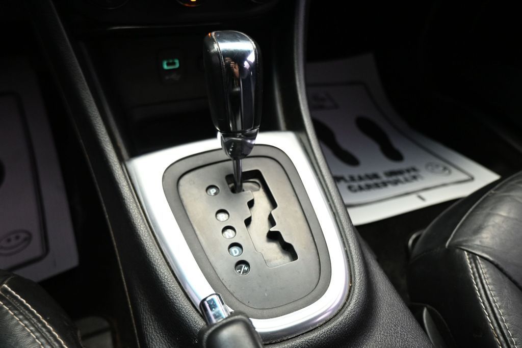 2013 Chrysler 200 Limited - Photo 20