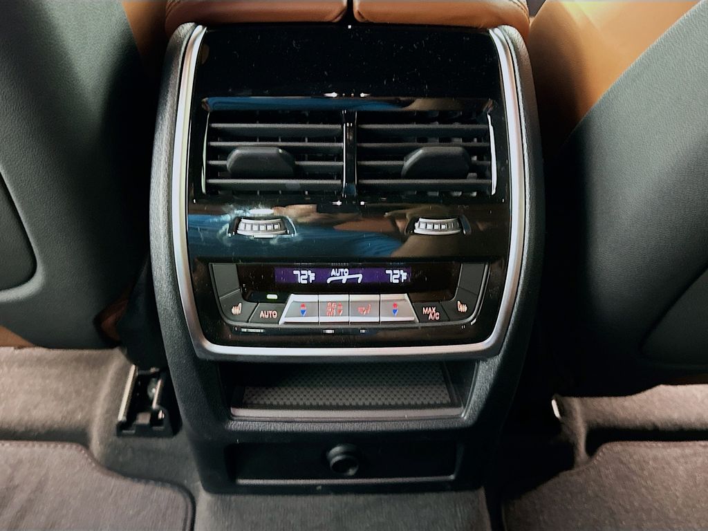 Thumbnail: 2026 BMW X6 - 18