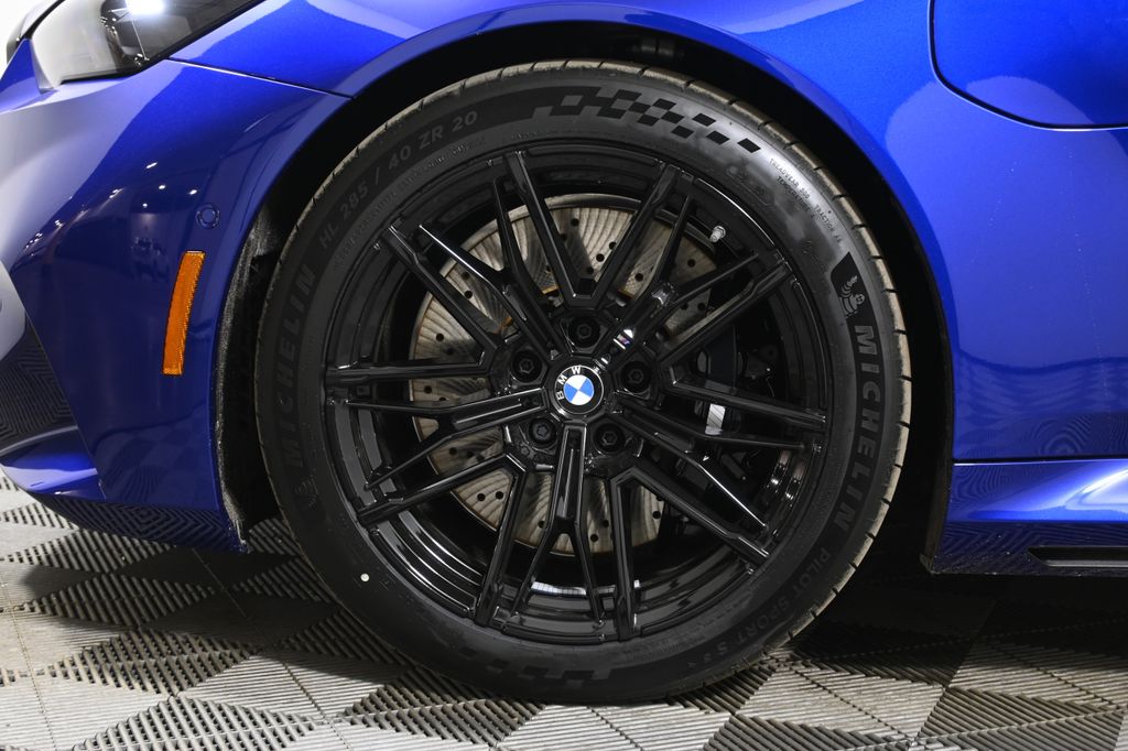 Thumbnail: 2026 BMW M5 - 12