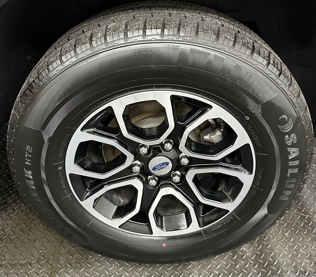 used 2024 Ford Expedition Max car, priced at $37,885