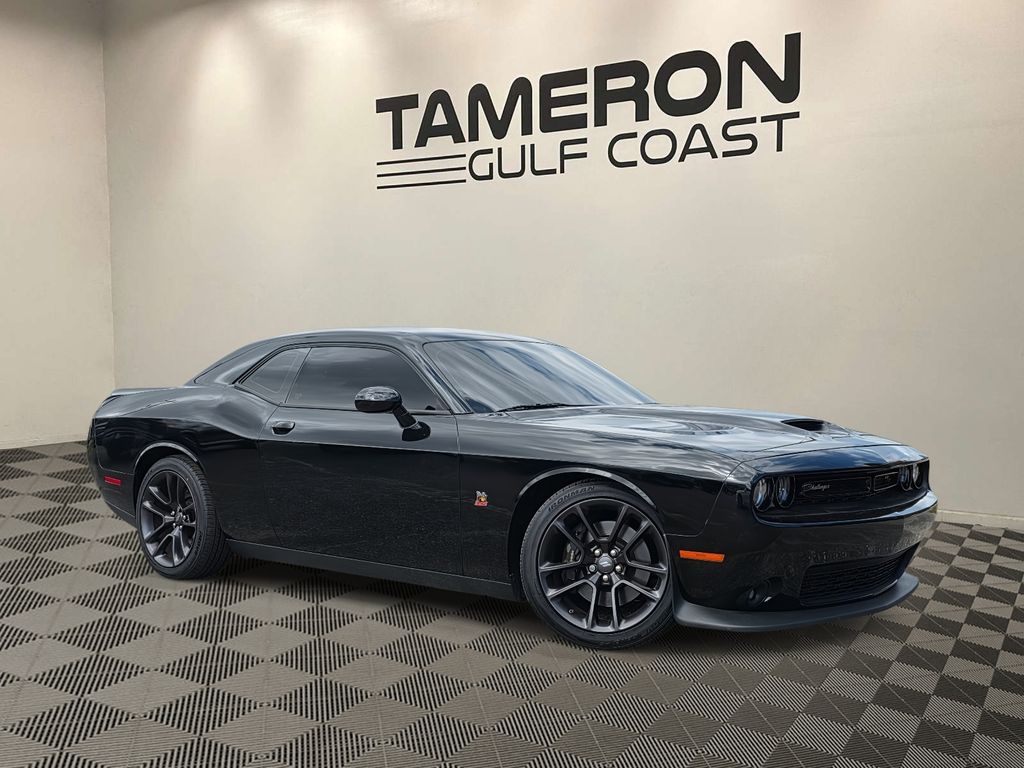 2022 Dodge Challenger R/T Scat Pack RWD