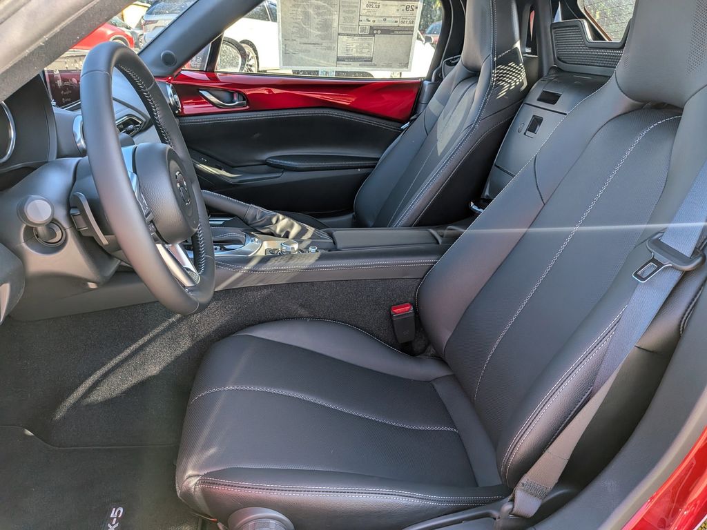 2026 Mazda MX-5 Miata Grand Touring