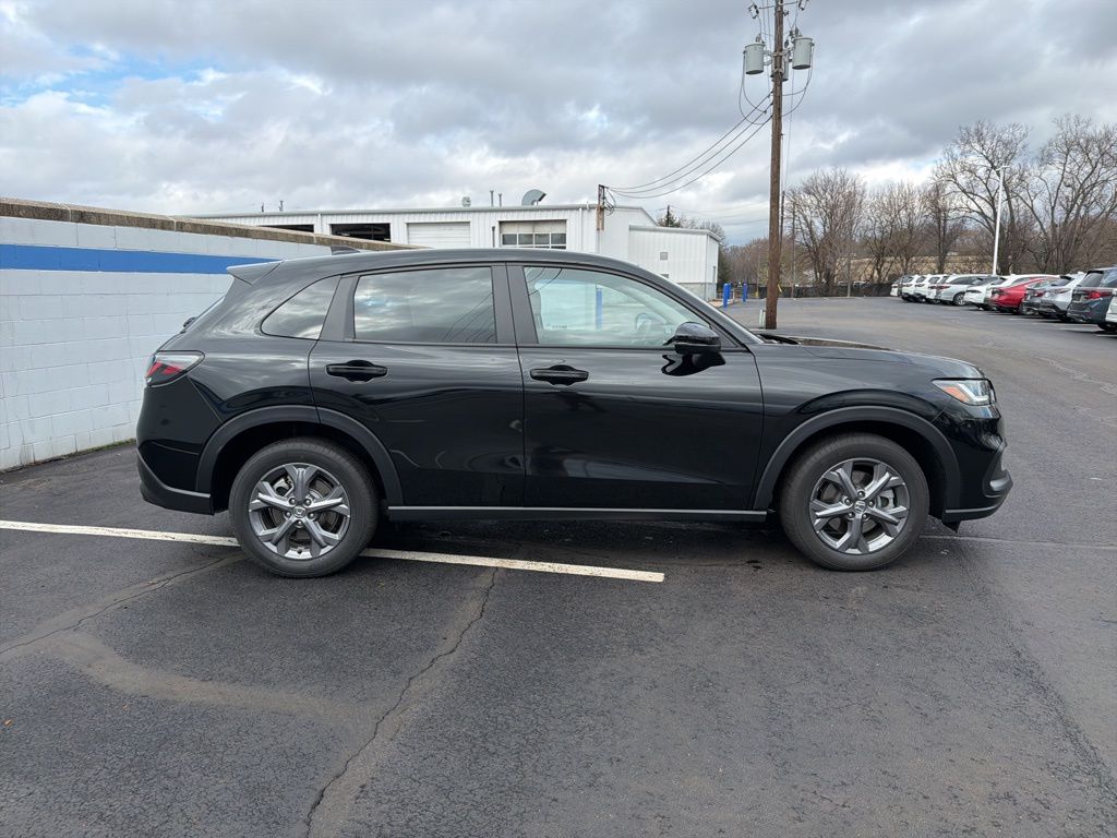 Thumbnail: 2026 Honda HR-V - 6