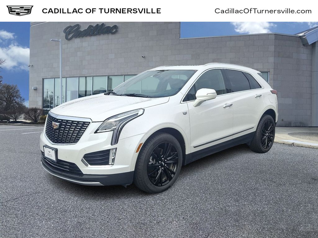 Thumbnail: 2024 Cadillac XT5 - 1