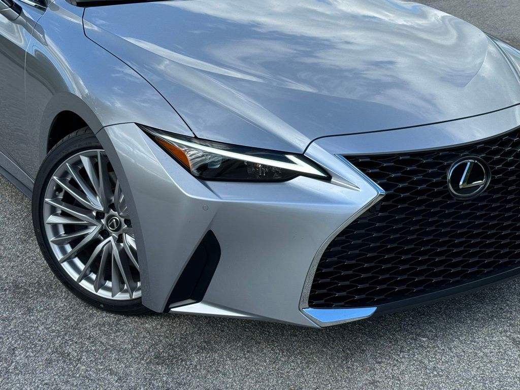 2024 Lexus IS 300 6