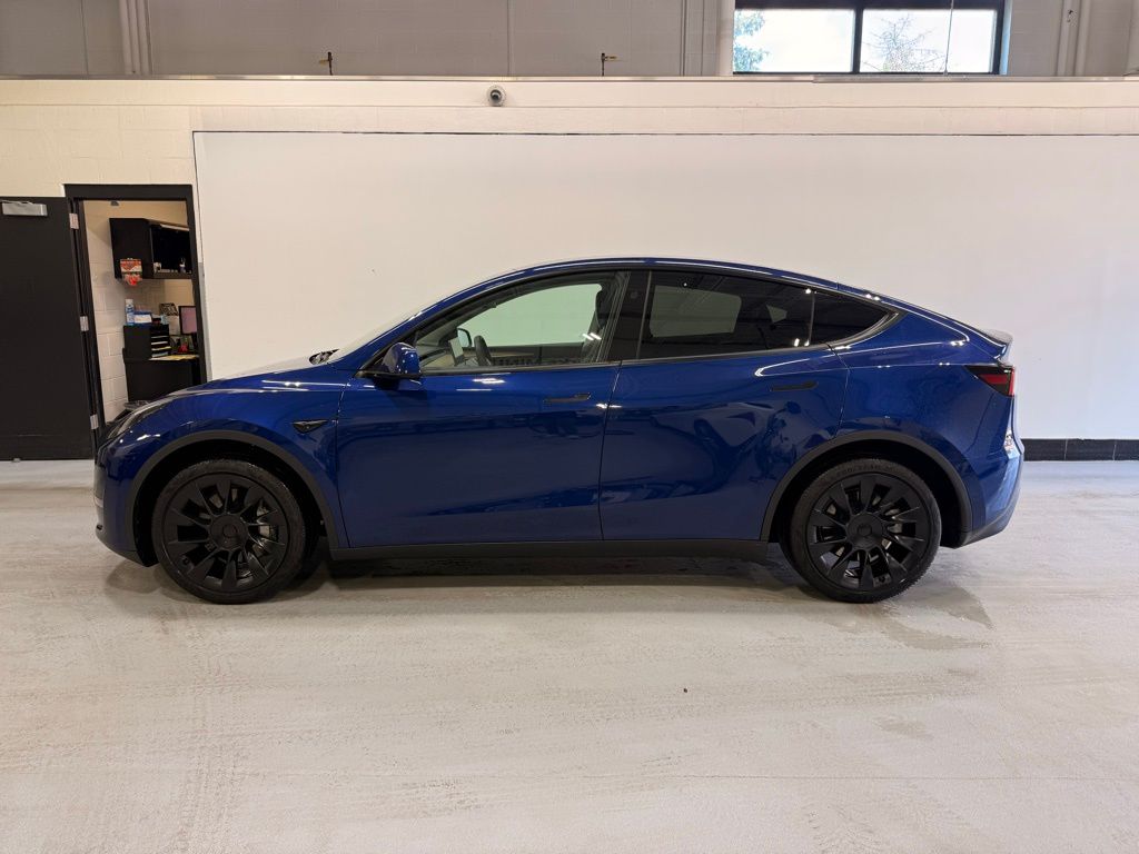 Thumbnail: 2023 Tesla Model Y - 2