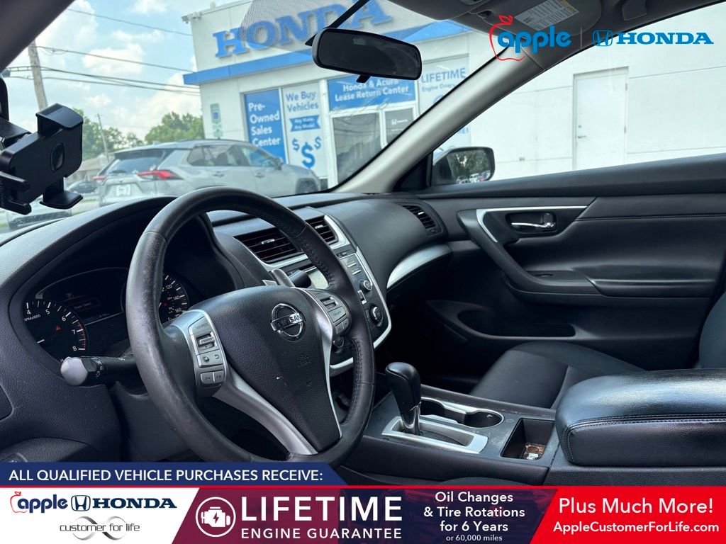 2016 Nissan Altima 2.5 SR