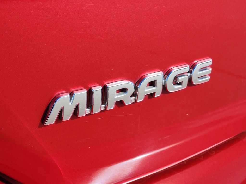 2021 Mitsubishi Mirage ES 14