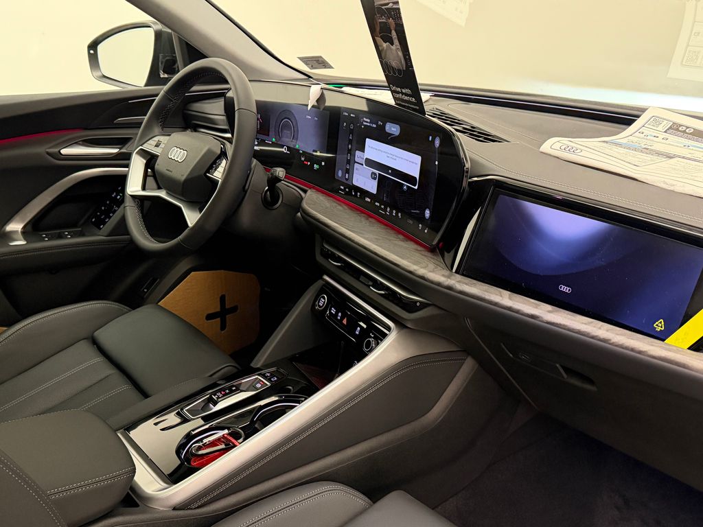 Thumbnail: 2026 Audi Q5 - 9