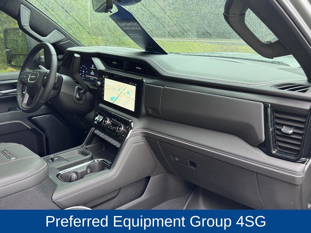 2025 GMC Sierra 2500HD 4WD Crew Cab Standard Bed AT4X