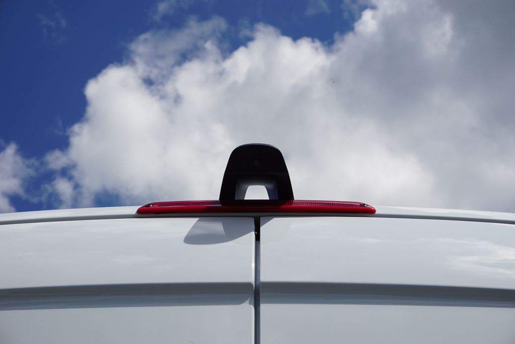 Thumbnail: 2025 Mercedes-Benz Sprinter - 13