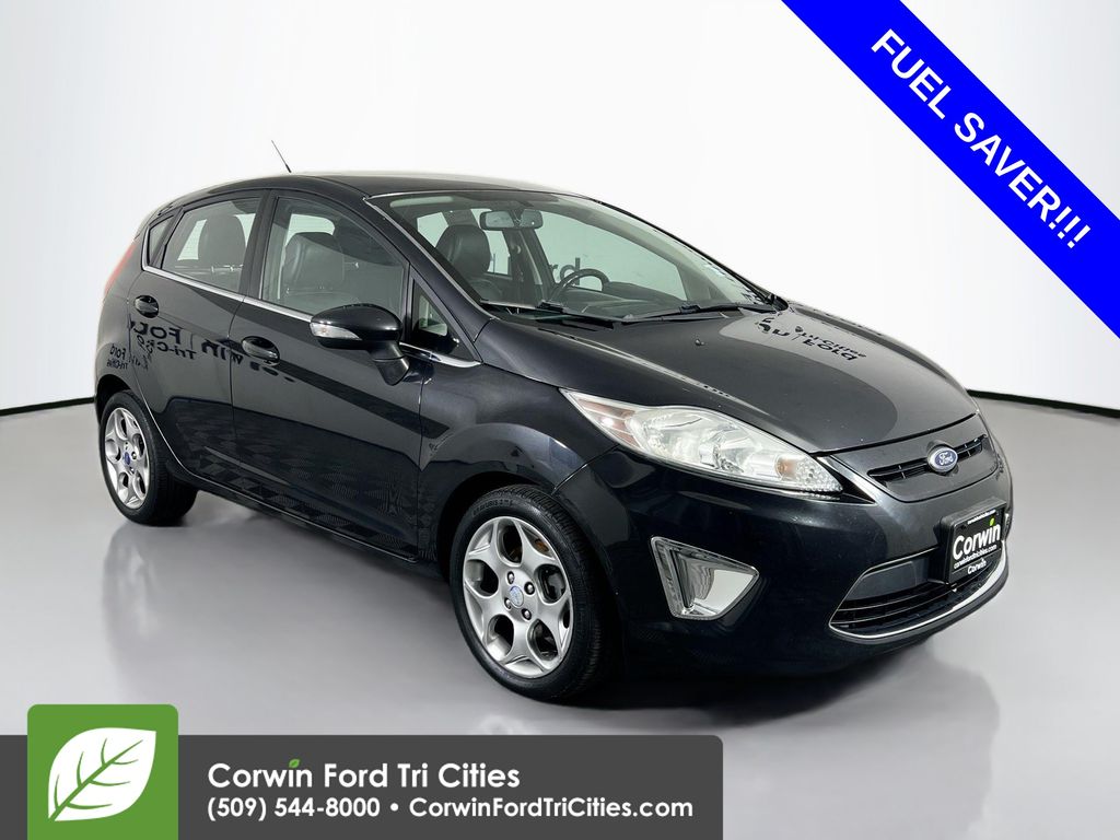 Purple (Violet Gray Metallic) 2013 Ford Fiesta Hatchback Front-Wheel Drive 6-Speed Automatic
