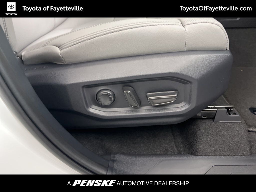 Thumbnail: 2026 Toyota Sequoia - 8