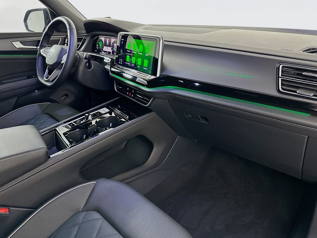 Thumbnail: 2025 Volkswagen Atlas - 30