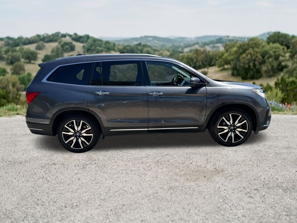 Used Car 2019 Honda Pilot  Touring For Sale Under $25,000 In Austin, Texas