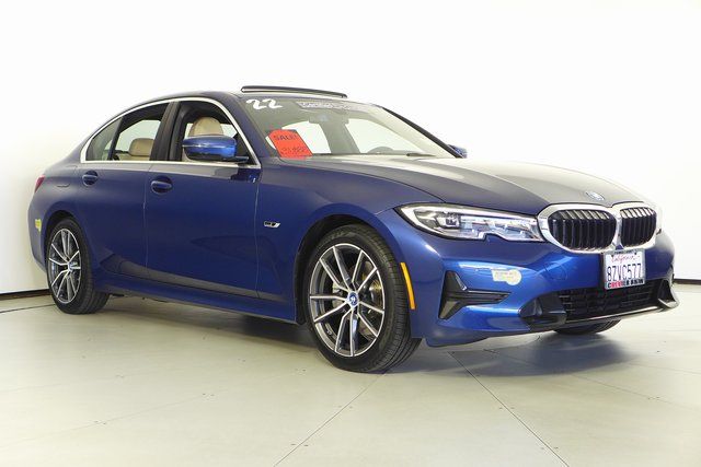 2022 BMW 3 Series 330e iPerformance 4