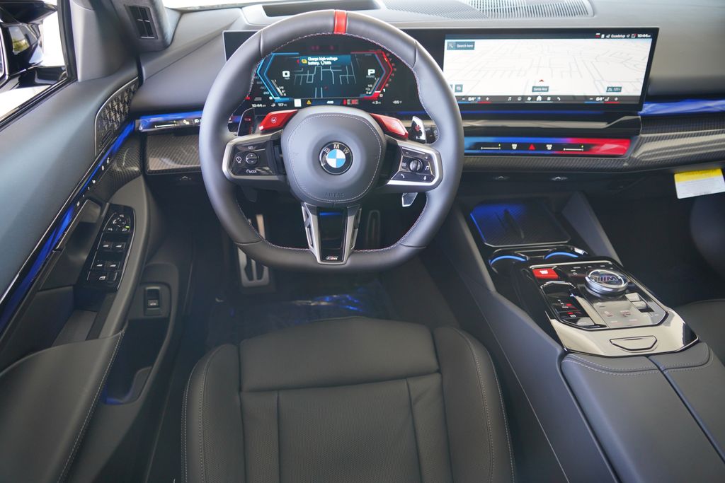 Thumbnail: 2026 BMW M5 - 17