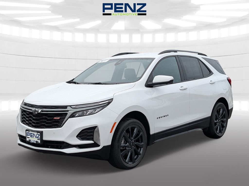 View vehicle photo 3