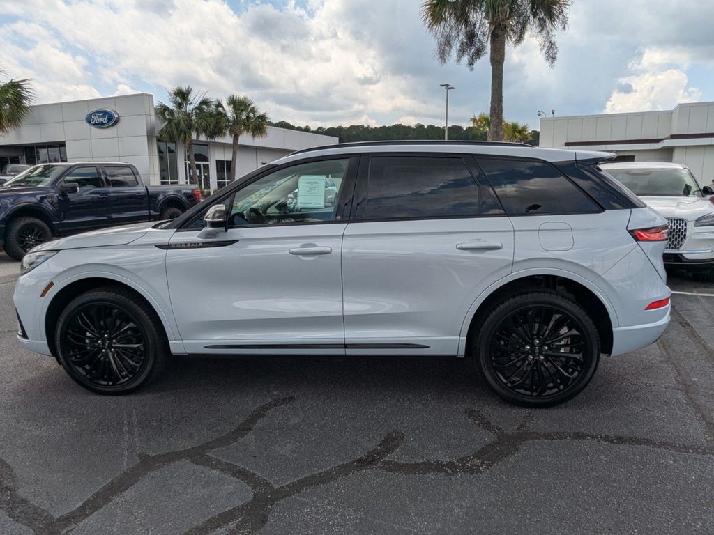 2025 Lincoln Corsair Premiere