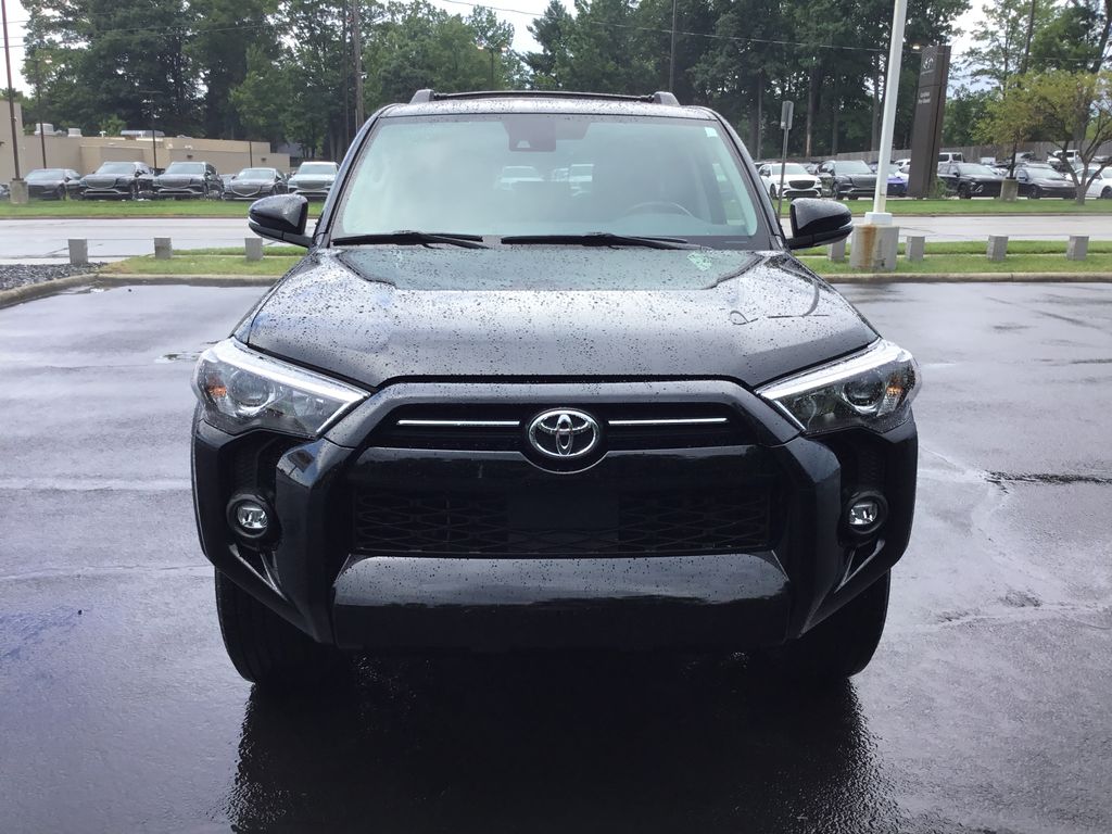 Thumbnail: 2024 Toyota 4Runner - 8