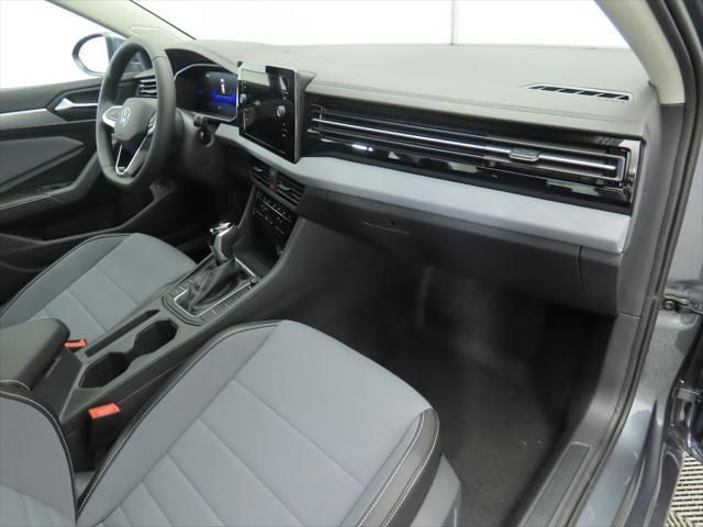 Thumbnail: 2026 Volkswagen Jetta - 17