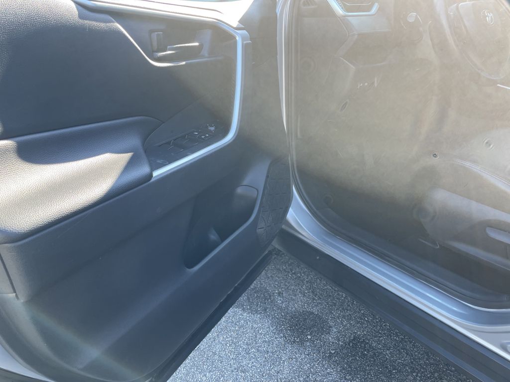 Used 2019 Toyota RAV4 SUV