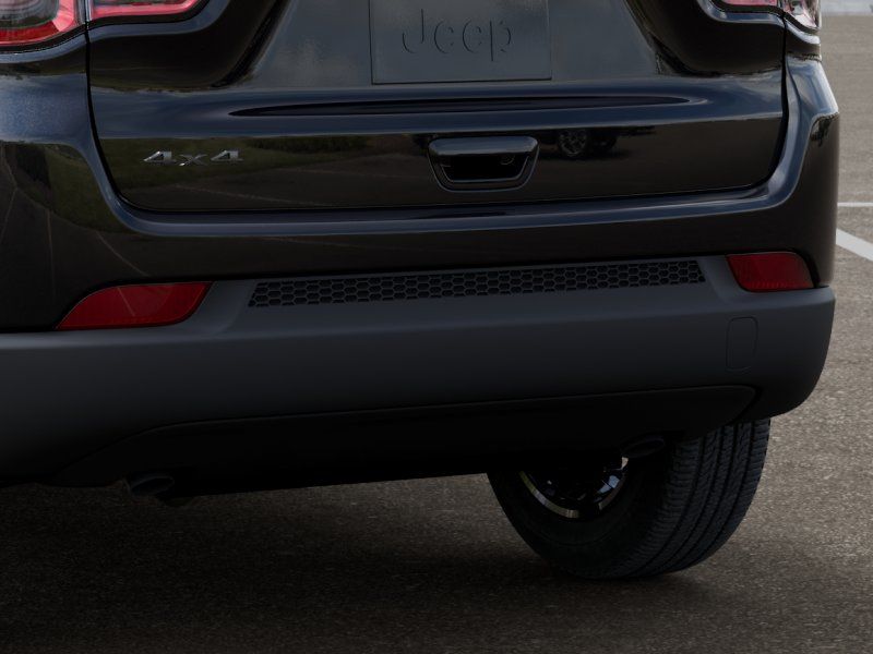 New 2026 Black Jeep Latitude image 14