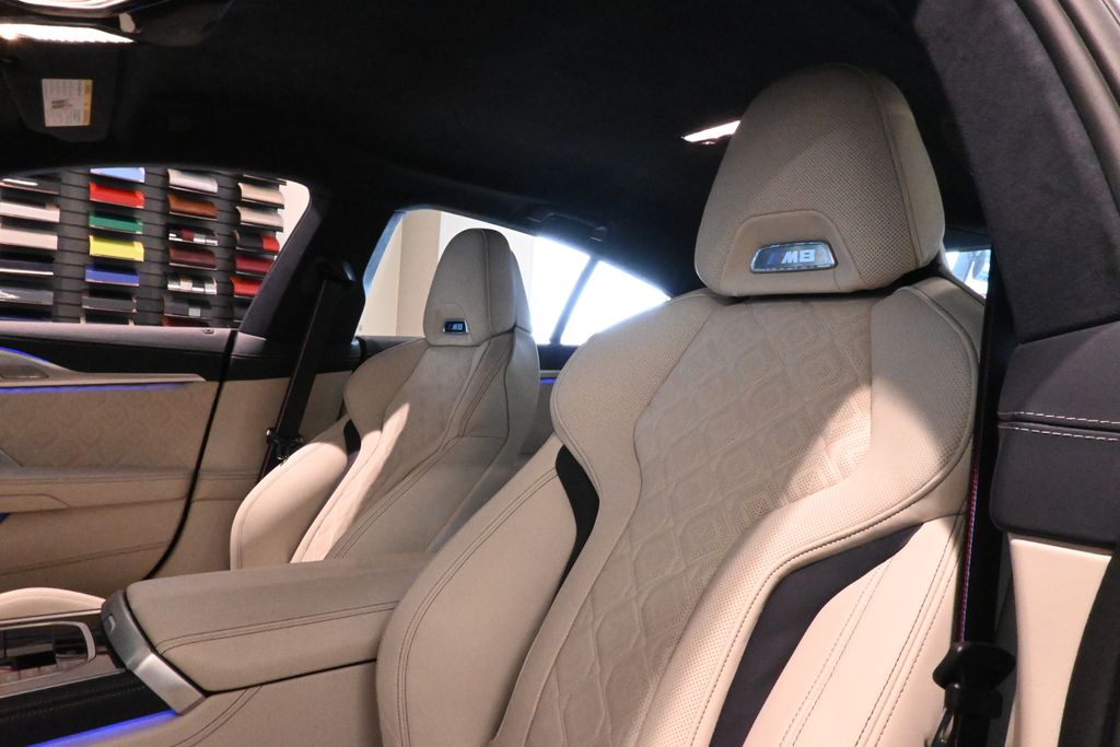 Thumbnail: 2025 BMW M8 - 11