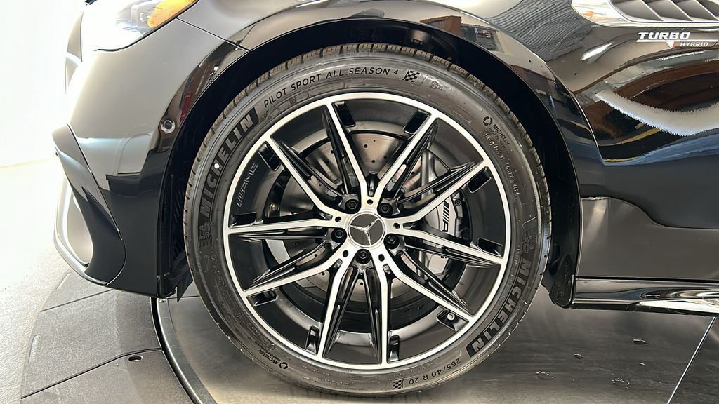 2025 Mercedes-Benz E-Class AMG E 53 10