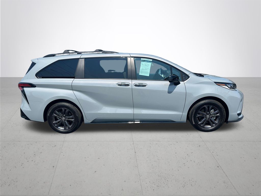 2026 Toyota Sienna XSE
