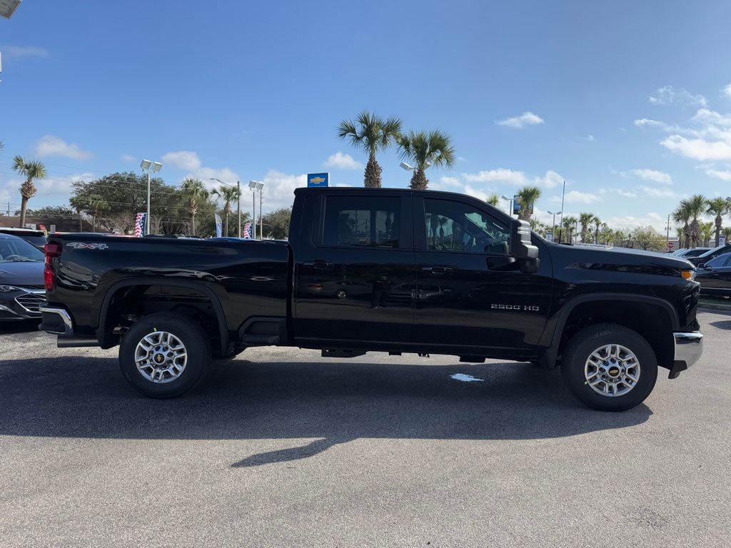 2025 Chevrolet Silverado 2500HD LT 9