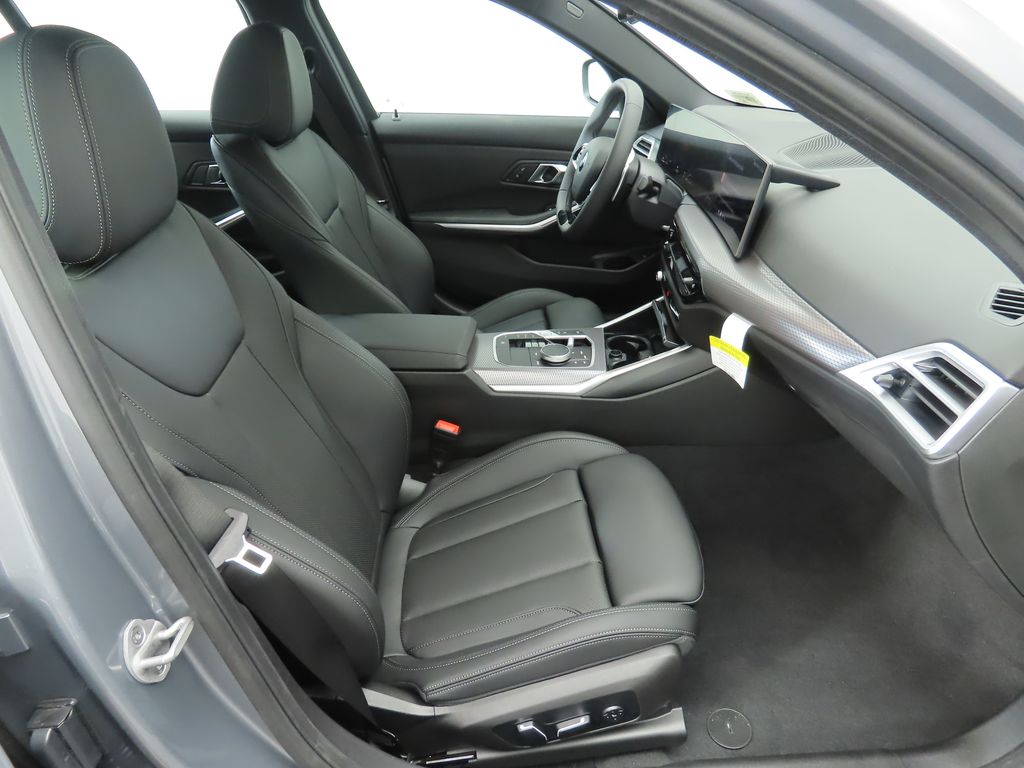 Thumbnail: 2025 BMW 3 Series - 20