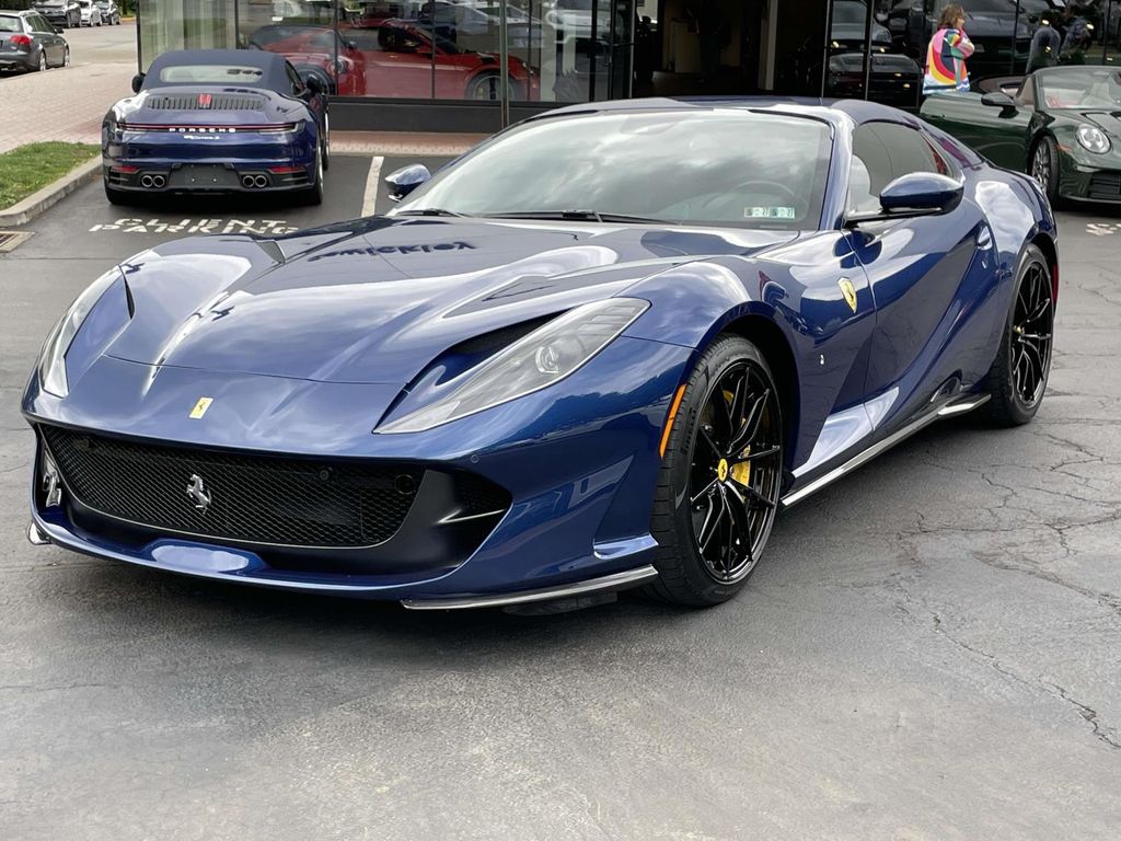 2022 Ferrari 812 GTS - 0