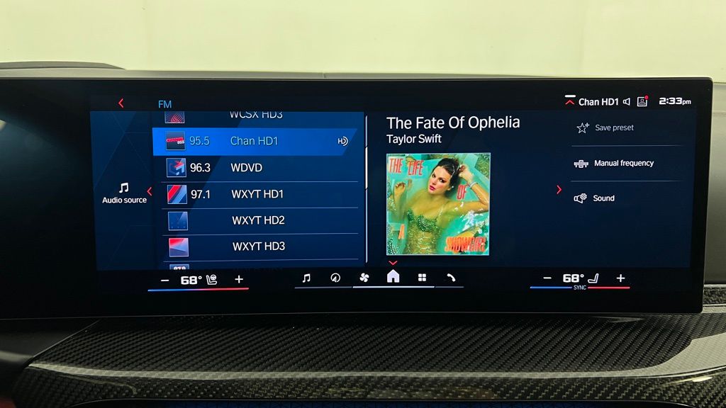 Thumbnail: 2025 BMW M4 - 25