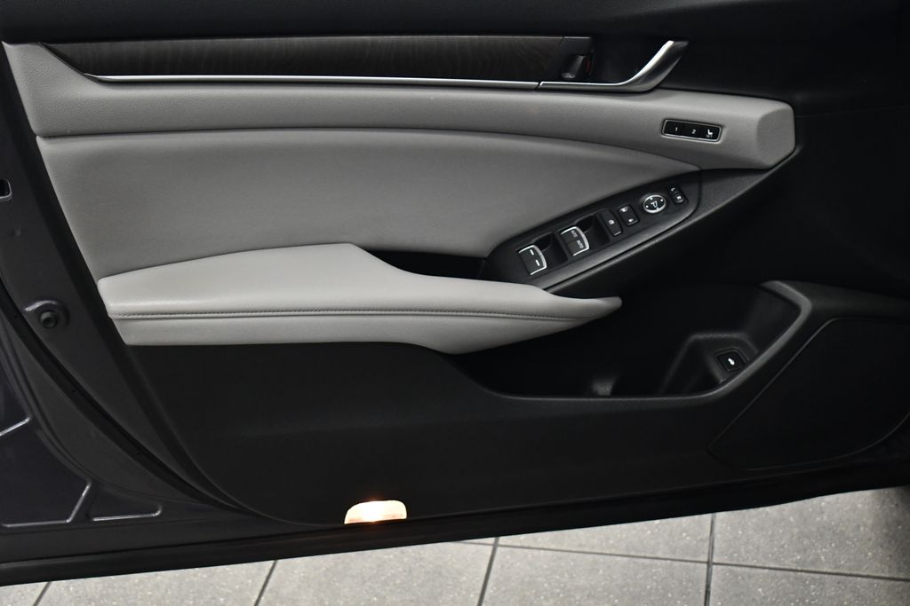 Thumbnail: 2018 Honda Accord - 15