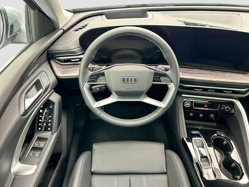 Thumbnail: 2025 Audi Q5 - 11