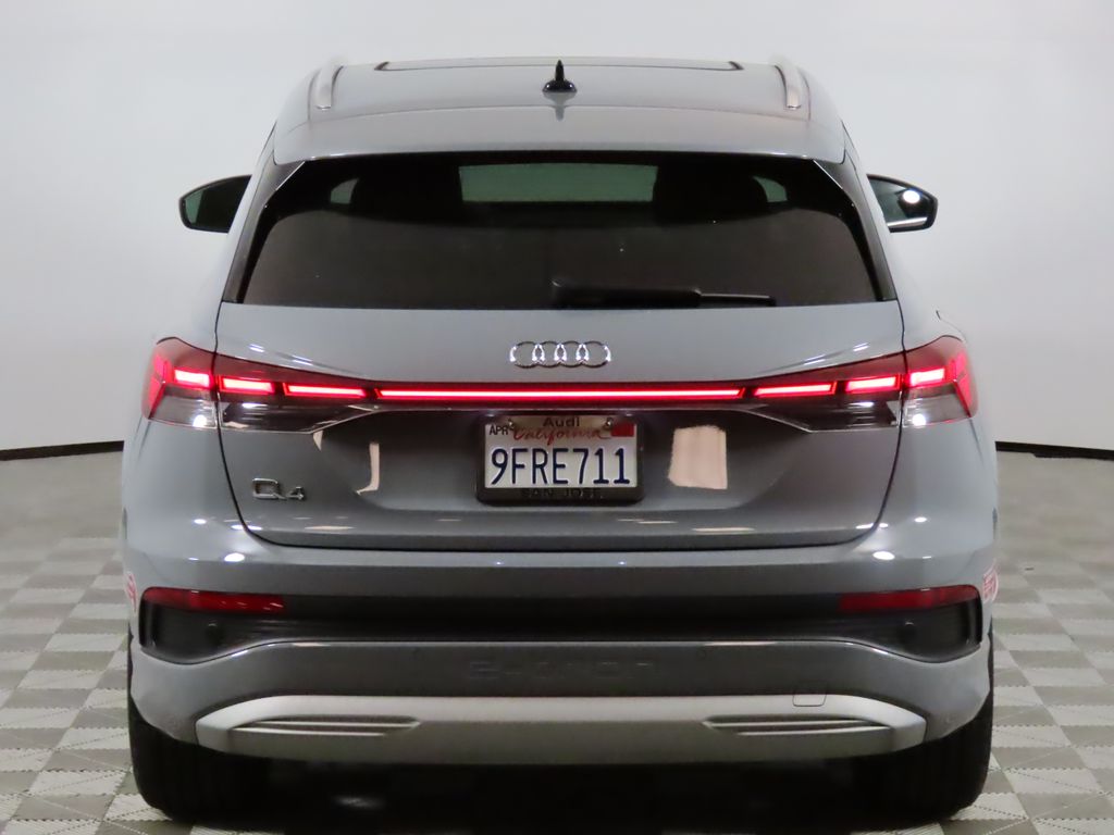 Thumbnail: 2023 Audi Q4 e-tron - 4