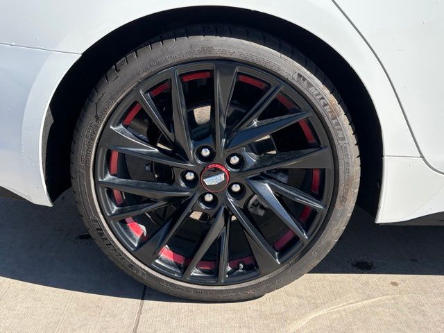 View vehicle photo 6