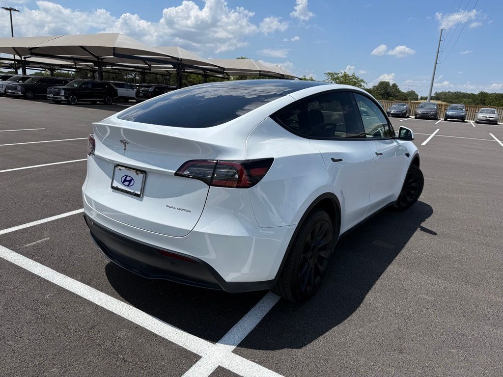 Thumbnail: 2023 Tesla Model Y - 5