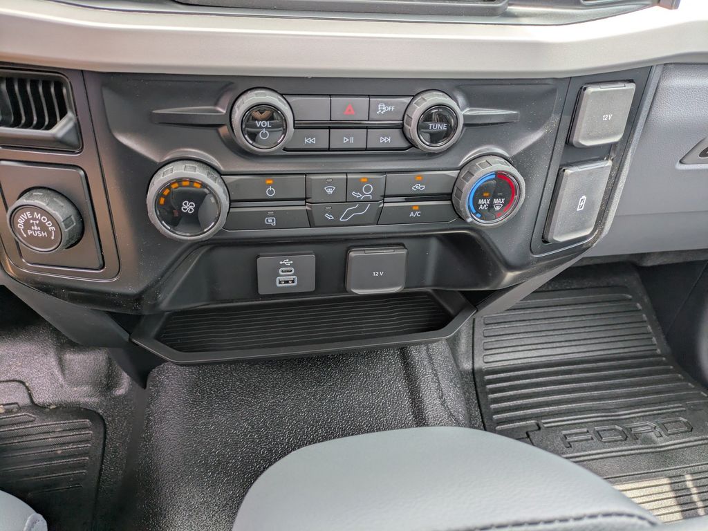 2026 Ford F-250 Super Duty XL