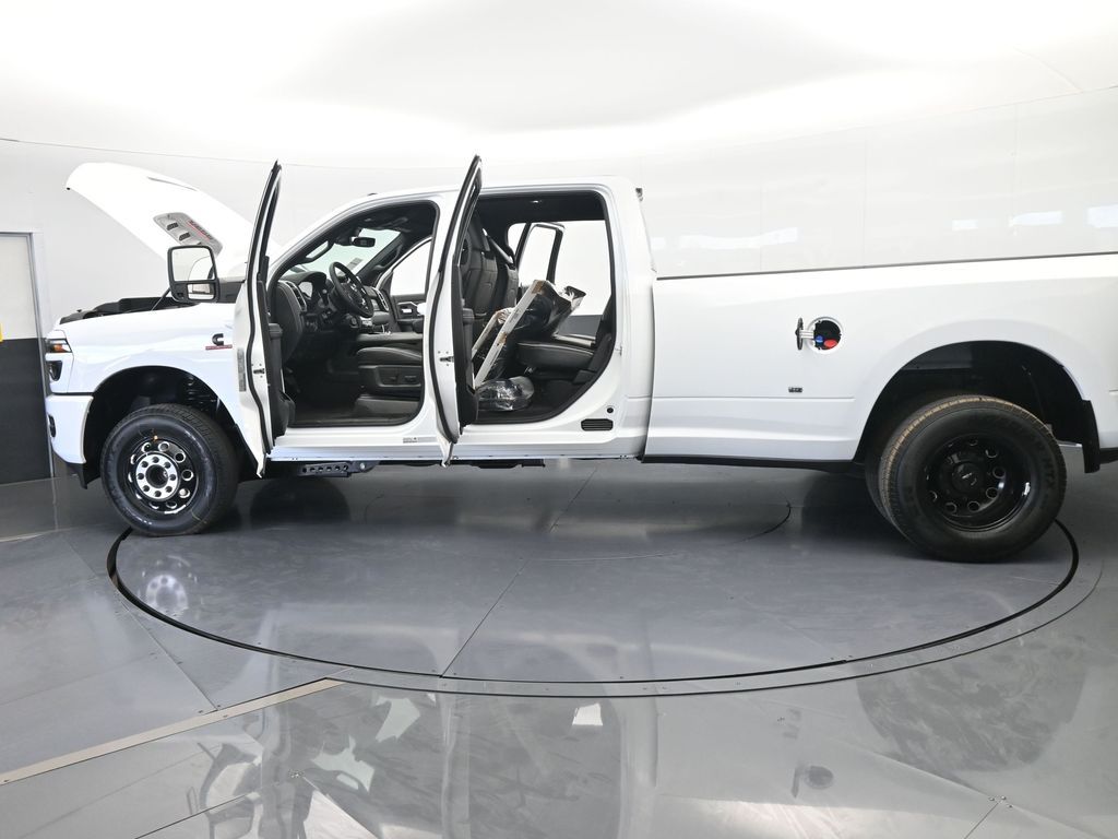 New 2026 Bright White Clearcoat Ram Laramie image 79