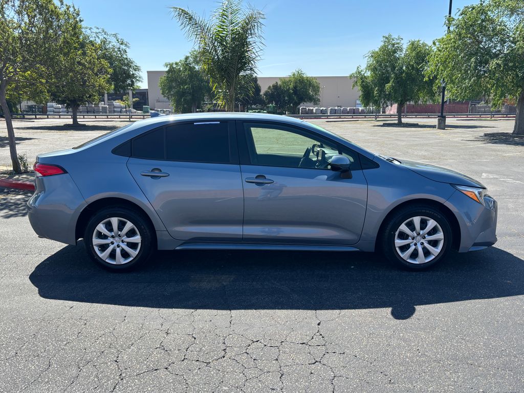 Thumbnail: 2024 Toyota Corolla - 4