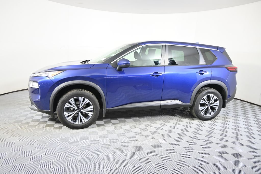 Used 2022 Nissan Rogue SV with VIN 5N1BT3BB8NC686077 for sale in Forest Lake, Minnesota