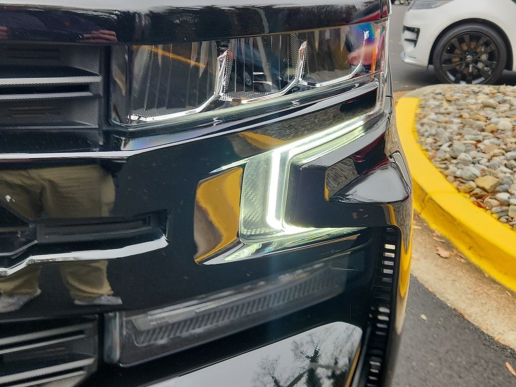 Thumbnail: 2021 Chevrolet Silverado 1500 - 9