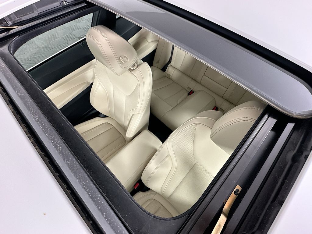 Thumbnail: 2025 BMW 4 Series - 22