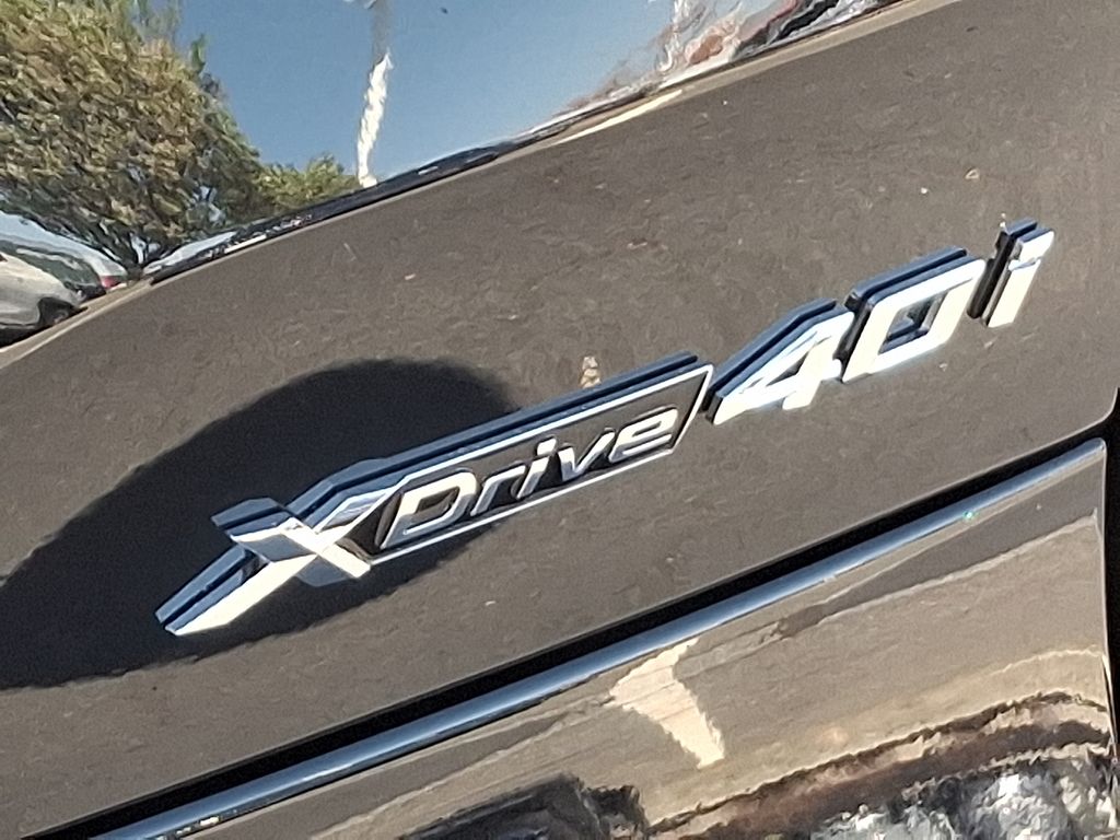 2025 BMW X5 xDrive40i 12