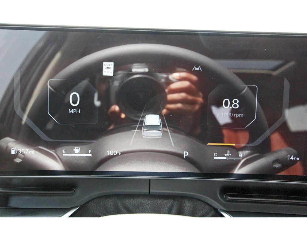 New 2026 Kia Carnival MPV Van